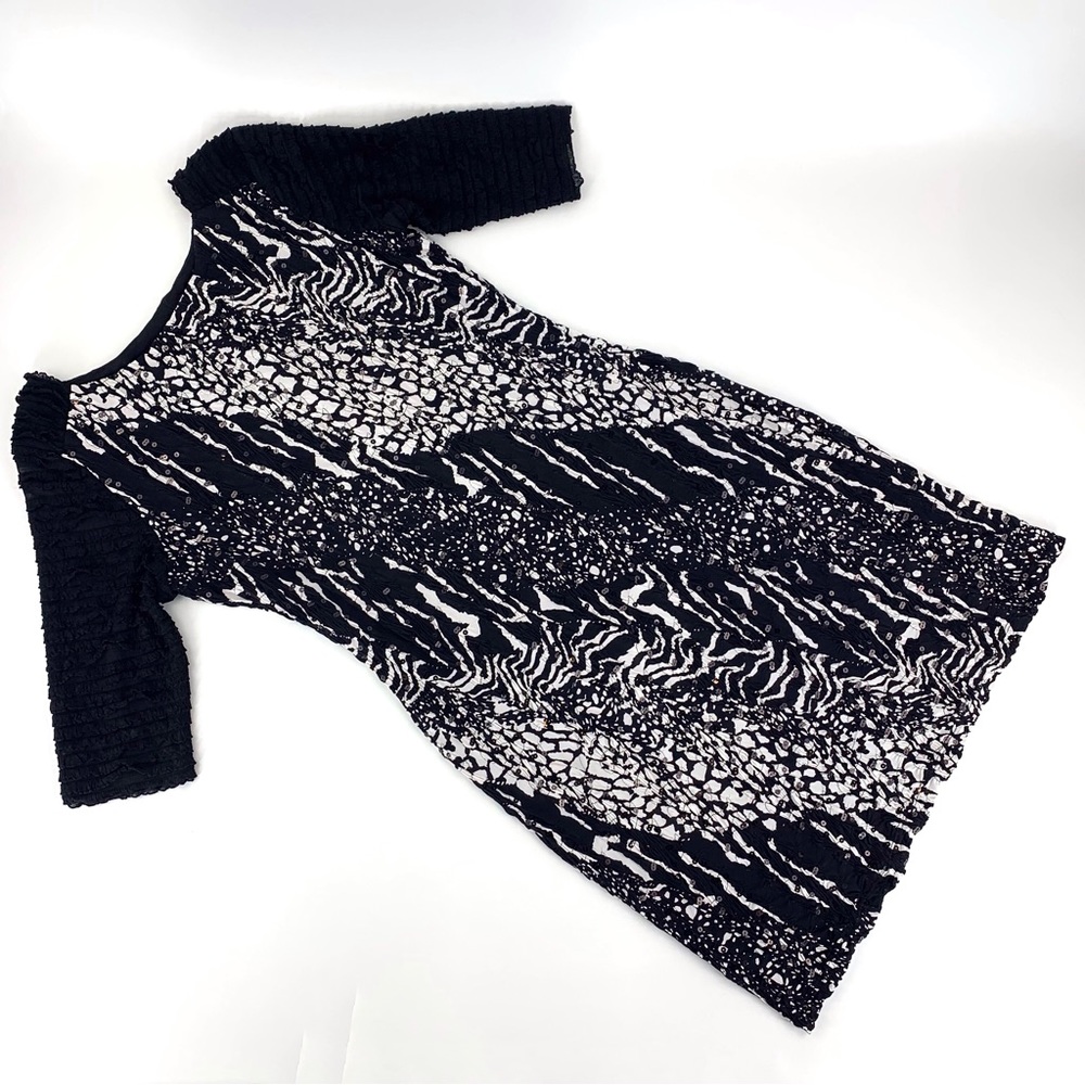 Donna Black and White Sequinned Ruched Short Sleeve Cocktail Dress, Large